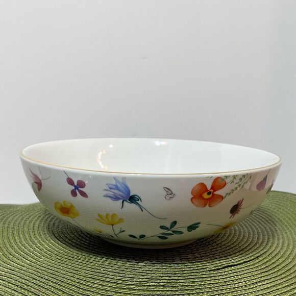 Disney Winnie the Pooh with Flowers Serving Bowl NWT - Picture 3 of 7